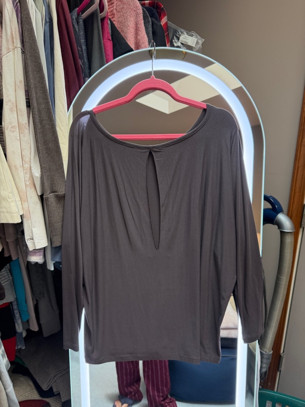 Vince New Never Worn Modal Long Sleeve Top - Mocha Sz L Bat Sl Open Slit Back